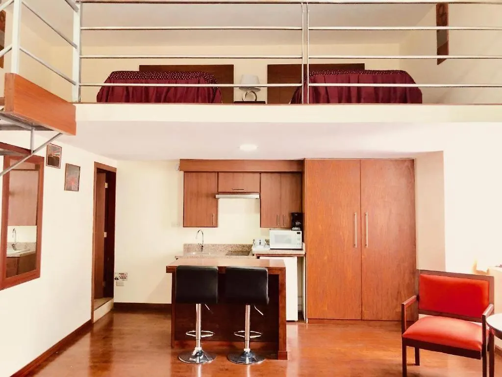 Hotel Tarqui & Suites Куэнка 3*,